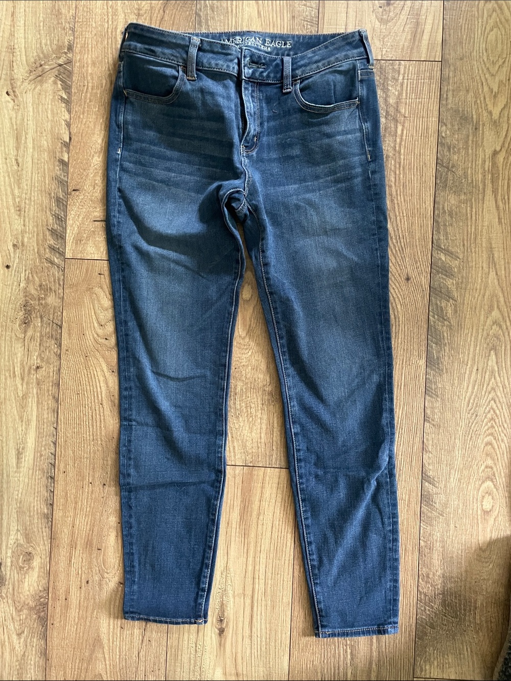 American Eagle Outfitters Women’s Indigo Skinny Jeans